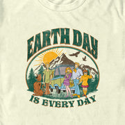 Men's Scooby Doo Every Day Is Earth Day Mystery Gang  Adult T-Shirt